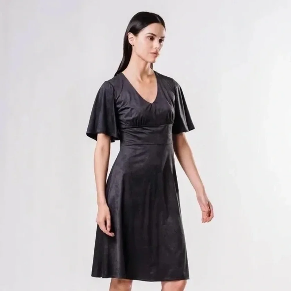 Southcott Threads | Madison Little Black Dress Small